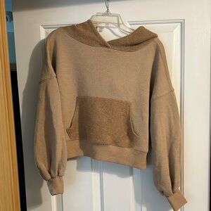 Zenana Outfitters Beige Knit Crop Sweater